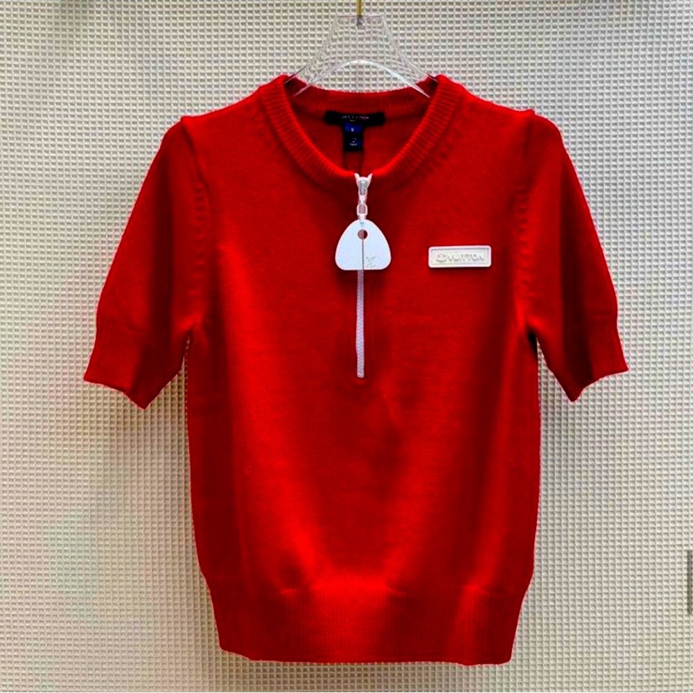 LV Louis Vuitton similar pullover sweater red size small